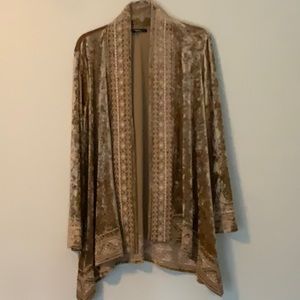 Gold velvet woman’s open front jacket in size large